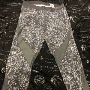 Nike PRO cropped leggings